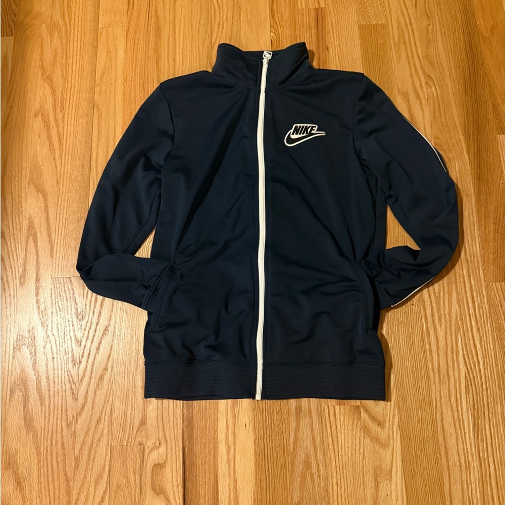 Nike Women’s Navy Pre-Gamer Full Zip Jacket Size Medium(Fits Small)